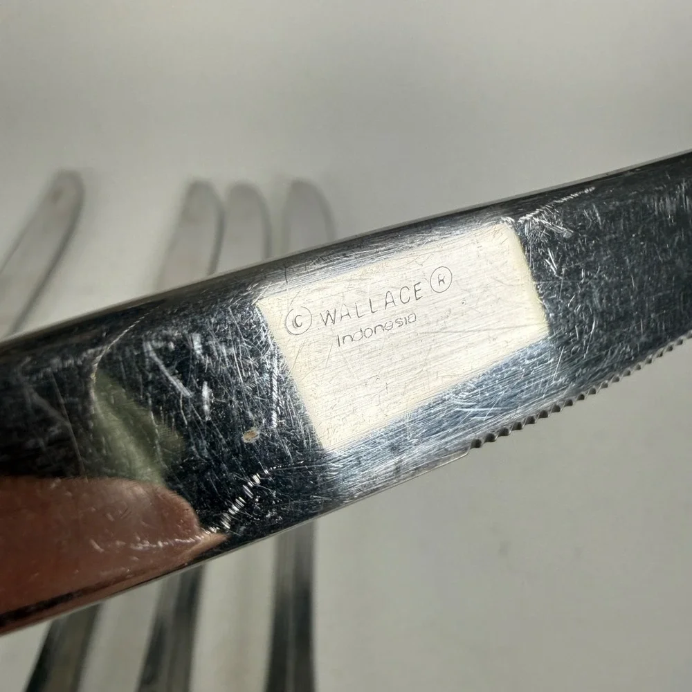 5 Wallace Resplendence Grand Ballroom ButterKnife 18/10 Stainless Steel Flaws